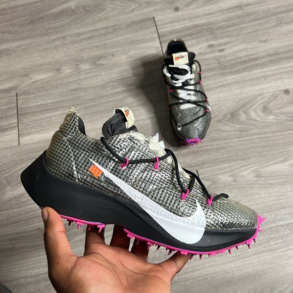 Off-White Shoes - Off White Nike Vapor Street Black Laser Fushsia (6.5)